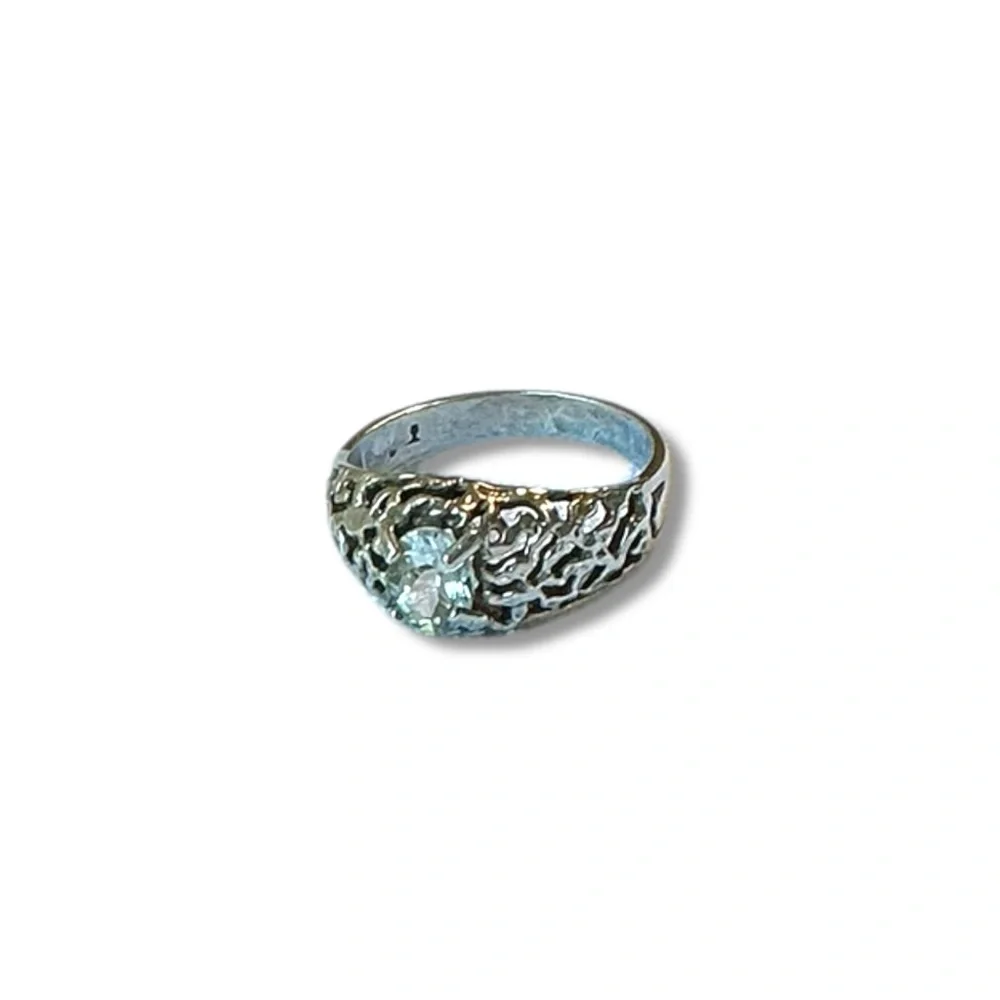 Vintage 925 Sterling Ring Women’s size 8.5 Art Deco Elegant Carved Filigree - Picture 4 of 16